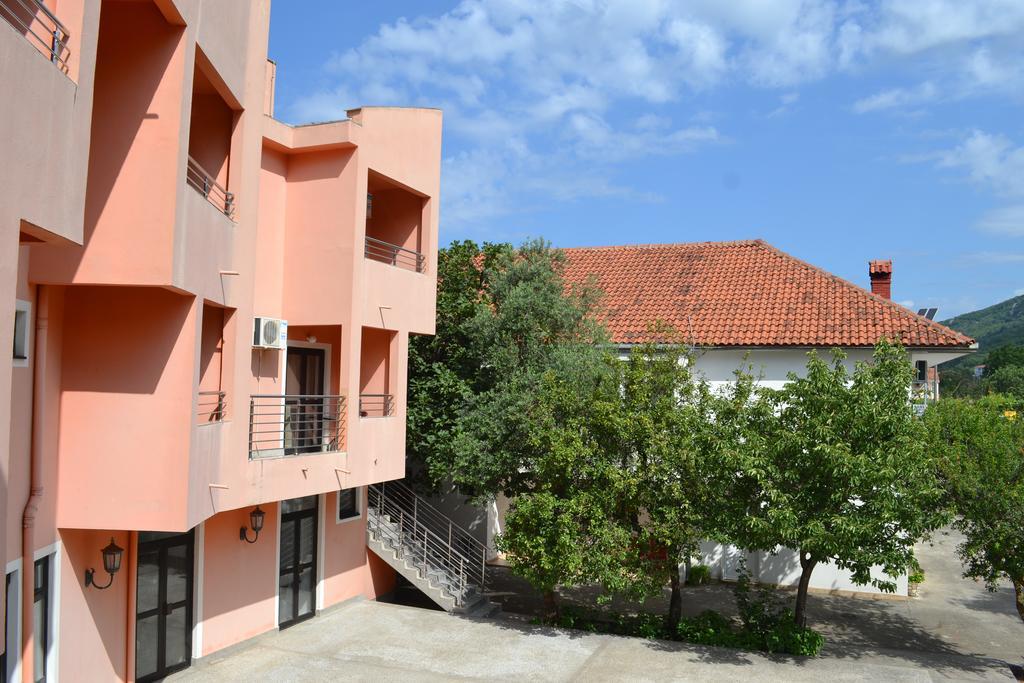 Guesthouse Orlovic Budva Zewnętrze zdjęcie