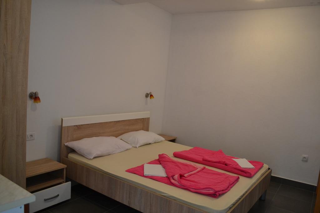 Guesthouse Orlovic Budva Zewnętrze zdjęcie